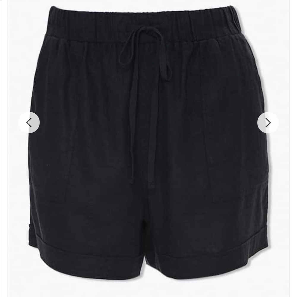 Forever 21 Cuffed, linen black shorts with pockets